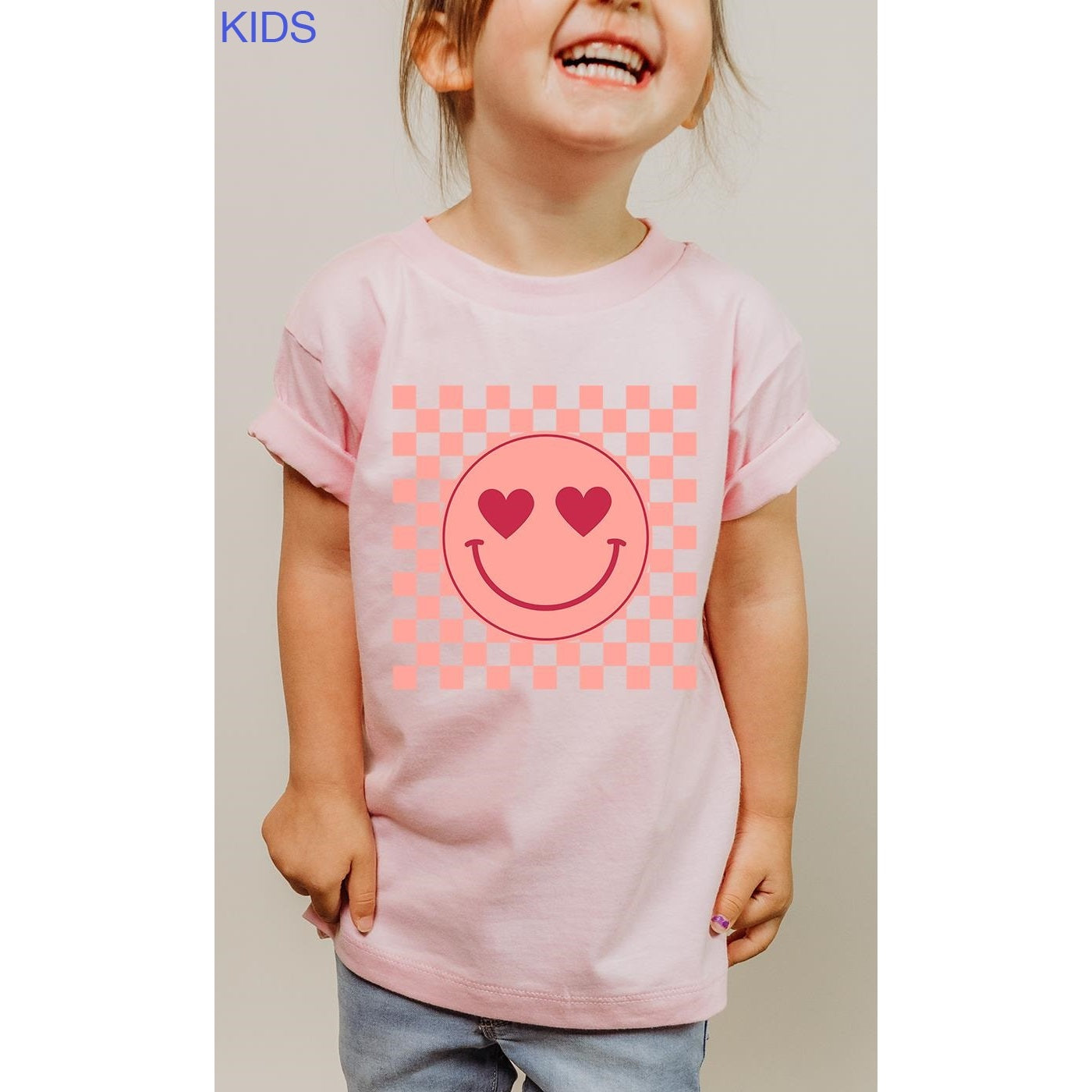 Heart Eyes Smiley Checkered Print Kids Graphic Tee – Sunflowers and Silos